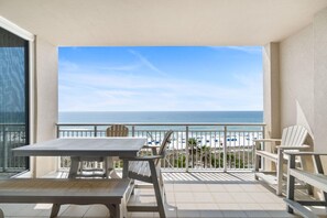 Lejlighed - flere senge (Indigo East 604) | Udendørs spisemuligheder