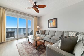 Living area - Windemere 807 (Pensacola)