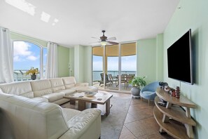 Living area - Beach Colony East 16a-penthouse (Pensacola)