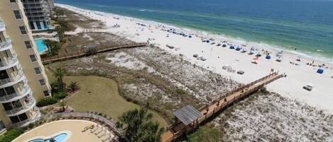 Appartement, meerdere bedden (Beach Colony West 8A) | Strand | Aan het strand