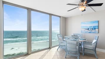 Leilighet, flere senger (Perdido Towers East 801) | Spiseområde