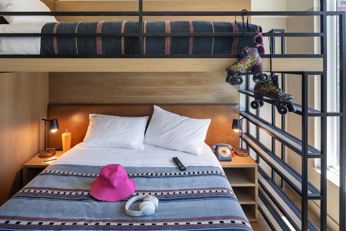Down duvets, desk, laptop workspace, free WiFi