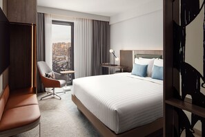 Superior Room, 1 King Bed, City View | Hypo-allergenic bedding, in-room safe, desk, blackout drapes