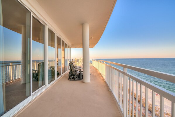 公寓客房, 多張床 (La Playa 1001) | 露台/庭院