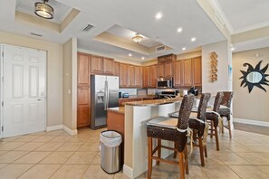 Apartment, Mehrere Betten (Lost Key C1003-Unlimited Golf!) | Eigene Küche | Ofen, Toaster, Küchenrolle