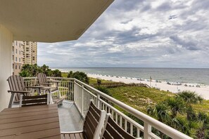 Condo, Multiple Beds (Palacio 201) | Outdoor dining - Palacio 201 (Pensacola)