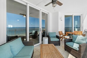 Condo, Multiple Beds (SeaSpray East 924- Gulf Front) | Interior