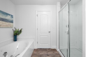 Apartment, Mehrere Betten (The Oasis at Orange Beach 1611 (Phoen) | Badezimmer