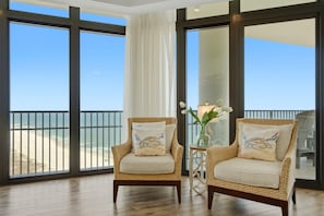 Living area - The Oasis at Orange Beach 1611 (Orange Beach)
