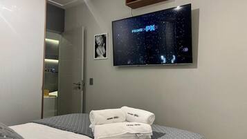 Comfort Apartment, 1 Queen Bed | 1 bedroom, free WiFi, bed sheets