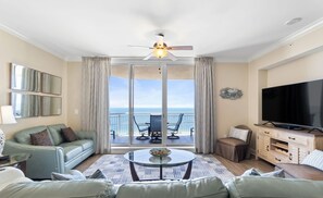 Living area - Indigo East 1405 (Pensacola)