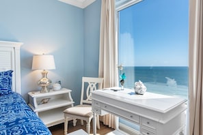 Condo, Multiple Beds (Indigo East 1604)