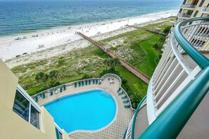 Leilighet, flere senger (Beach Colony East 7C) | Basseng | Innendørsbasseng og et oppvarmet basseng