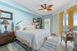 Leilighet, flere senger (Beach Colony East 7C) | 2 soverom, strykejern/-brett og wi-fi