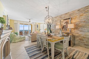 Appartement, Meerdere bedden (Beach Colony East 7C) | Dineren