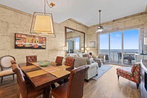Living area - Spanish Key 705 (Pensacola)