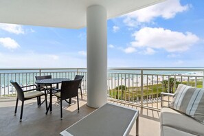 콘도, 침대(여러 개) (Palacio 302) | 야외 식당