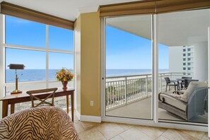Condo, Multiple Beds (Palacio 302) | Living area | TV