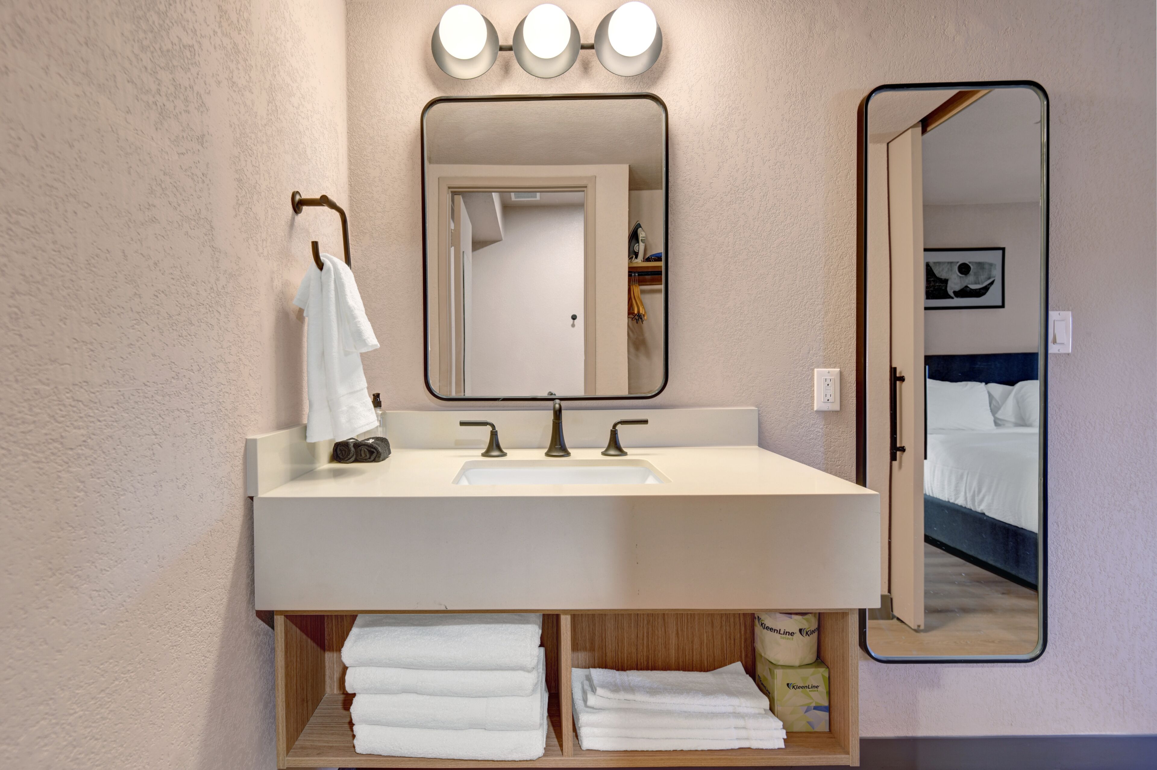 Photo - The Dunes Hotel (Palm Springs)