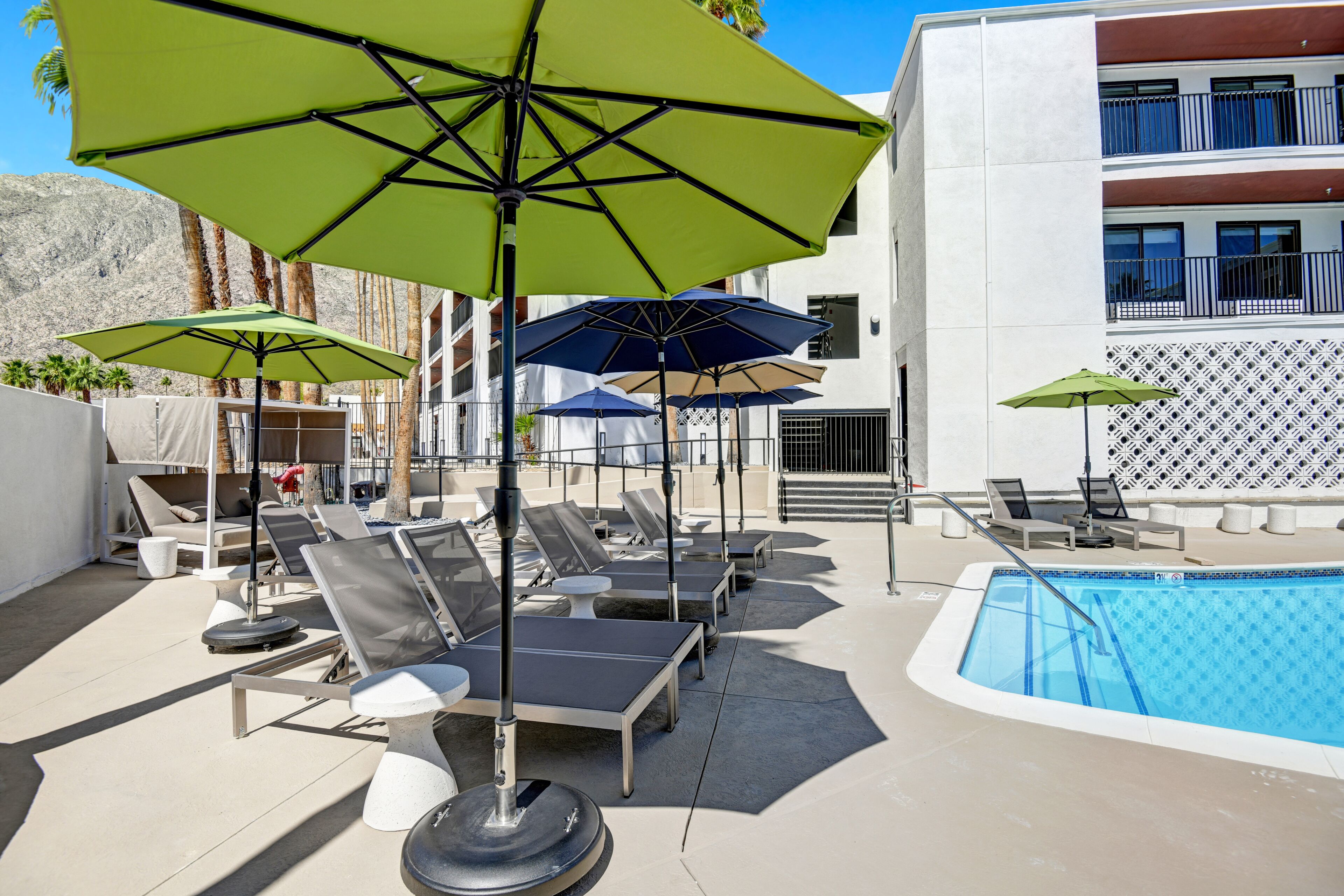 Photo - The Dunes Hotel (Palm Springs)