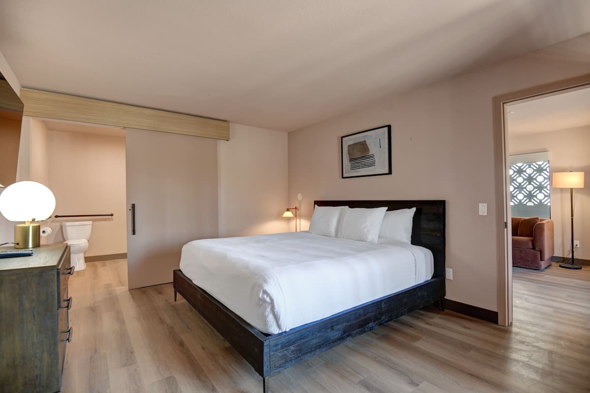 Premium Room | Blackout drapes, iron/ironing board, free WiFi, bed sheets