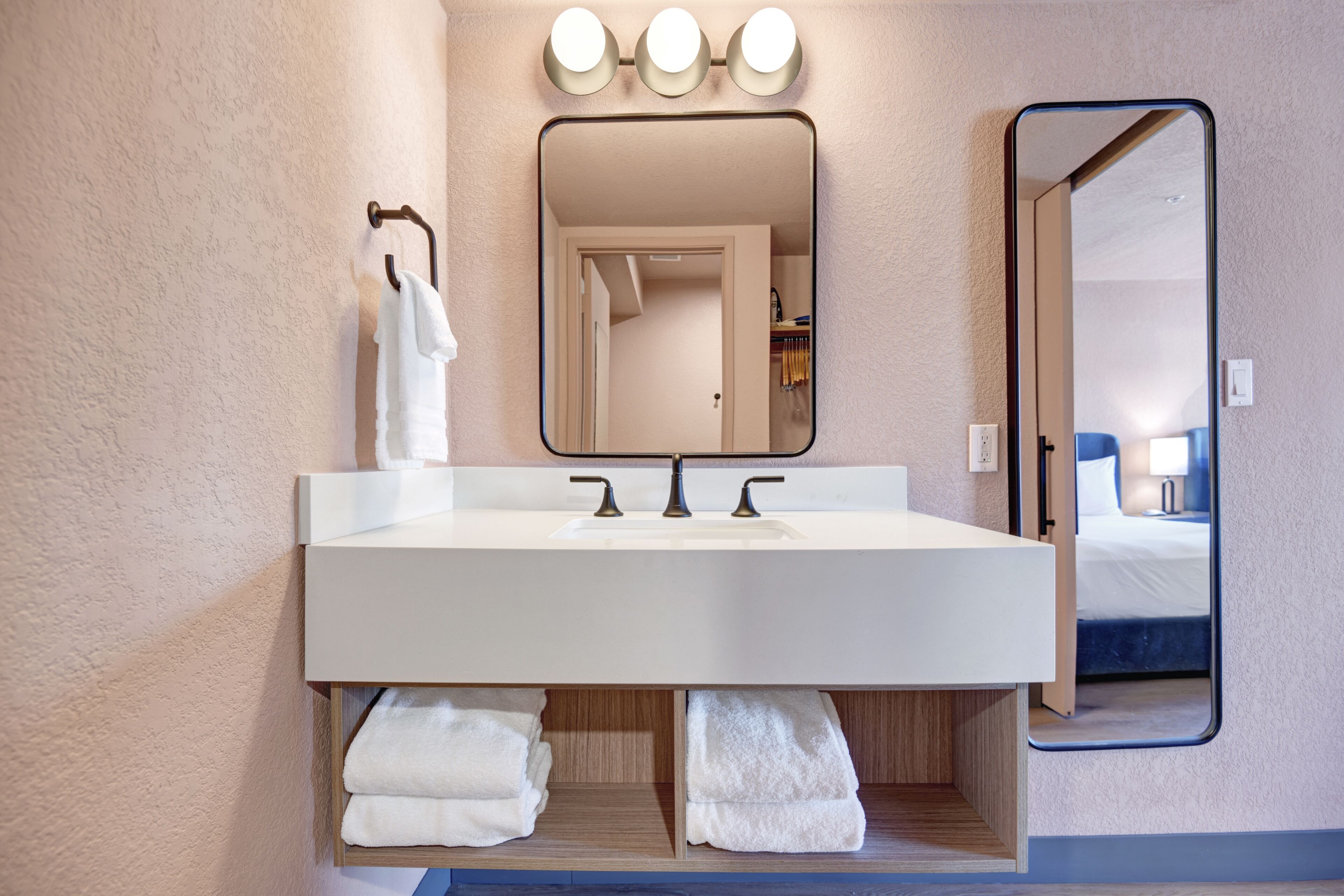 Photo - The Dunes Hotel (Palm Springs)