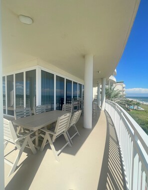 Apartment, Mehrere Betten (La Playa 303) | Speisen im Freien