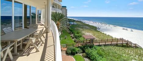 Apartment, Mehrere Betten (La Playa 303) | Speisen im Freien