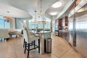 Private kitchen - Turquoise C601 (Orange Beach)