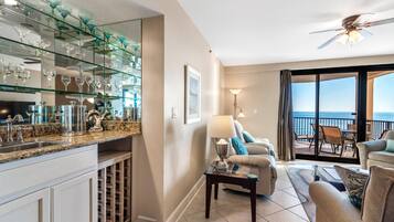 Condo, Multiple Beds (Broadmoor 804) | Interior