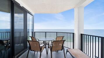 Condo, Multiple Beds (Broadmoor 804) | Outdoor dining