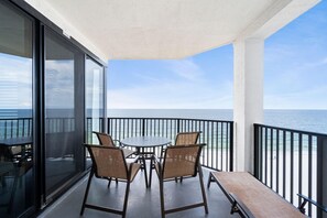 公寓客房, 多張床 (Broadmoor 804) | 室外用餐