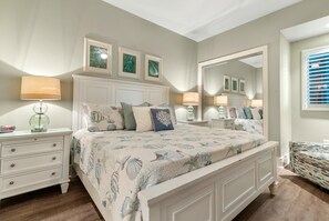 Appart'hôtel, plusieurs lits (Turquoise C406) | 3 chambres, fer et planche à repasser, Wi-Fi