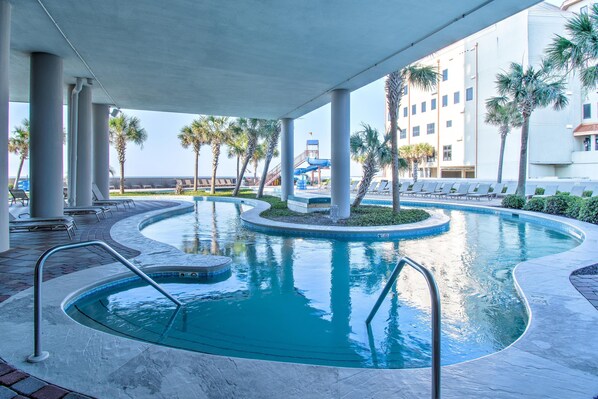 Appart'hĂŽtel, plusieurs lits (The Oasis at Orange Beach 2206 (Phoen) | Piscine