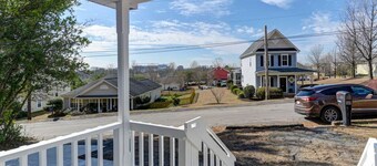 Stadium View Stay | 2BR 1 BA in Rosewood
