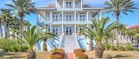House, Multiple Beds (Reunion Beach House) | Exterior