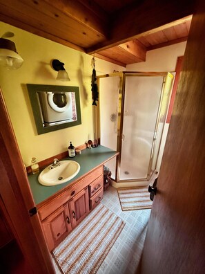 Shower, towels, soap, shampoo