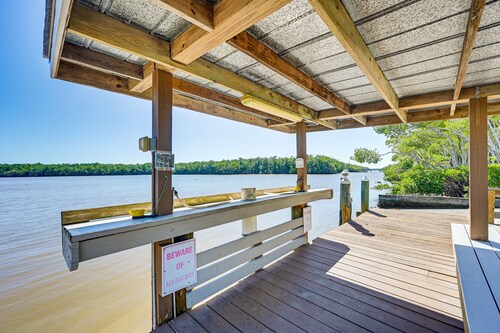 Everglades City Condo w/ Porch: Steps to Water!