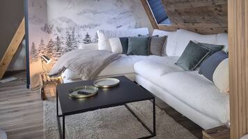 Télévision, cheminée