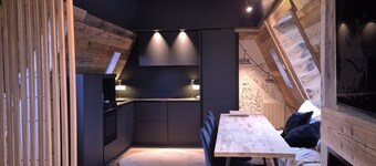 Chalet en Lisière de Forêt à 2 pas des Sentiers de Randonnée et 5min des Pistes