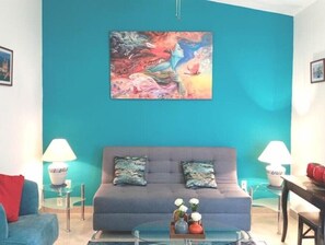Smart TV, books, offices - Viena apartment/excellent location!
 (Puerto Vallarta)