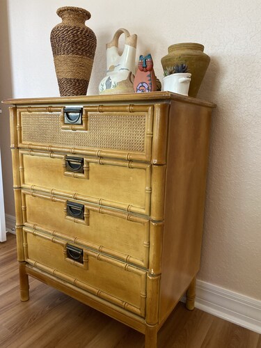 "Family fun  5-Bedroom Oasis Pool, Hot Tub, Playground, Golf, Beach"