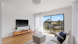 TV, ping pong, books