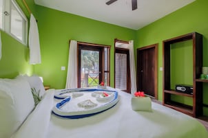 Standard Double Room, Multiple Beds, Pool View | Bed sheets