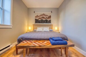 2 bedrooms, desk, travel cot, WiFi - The Sunnyside Stay (Dover)