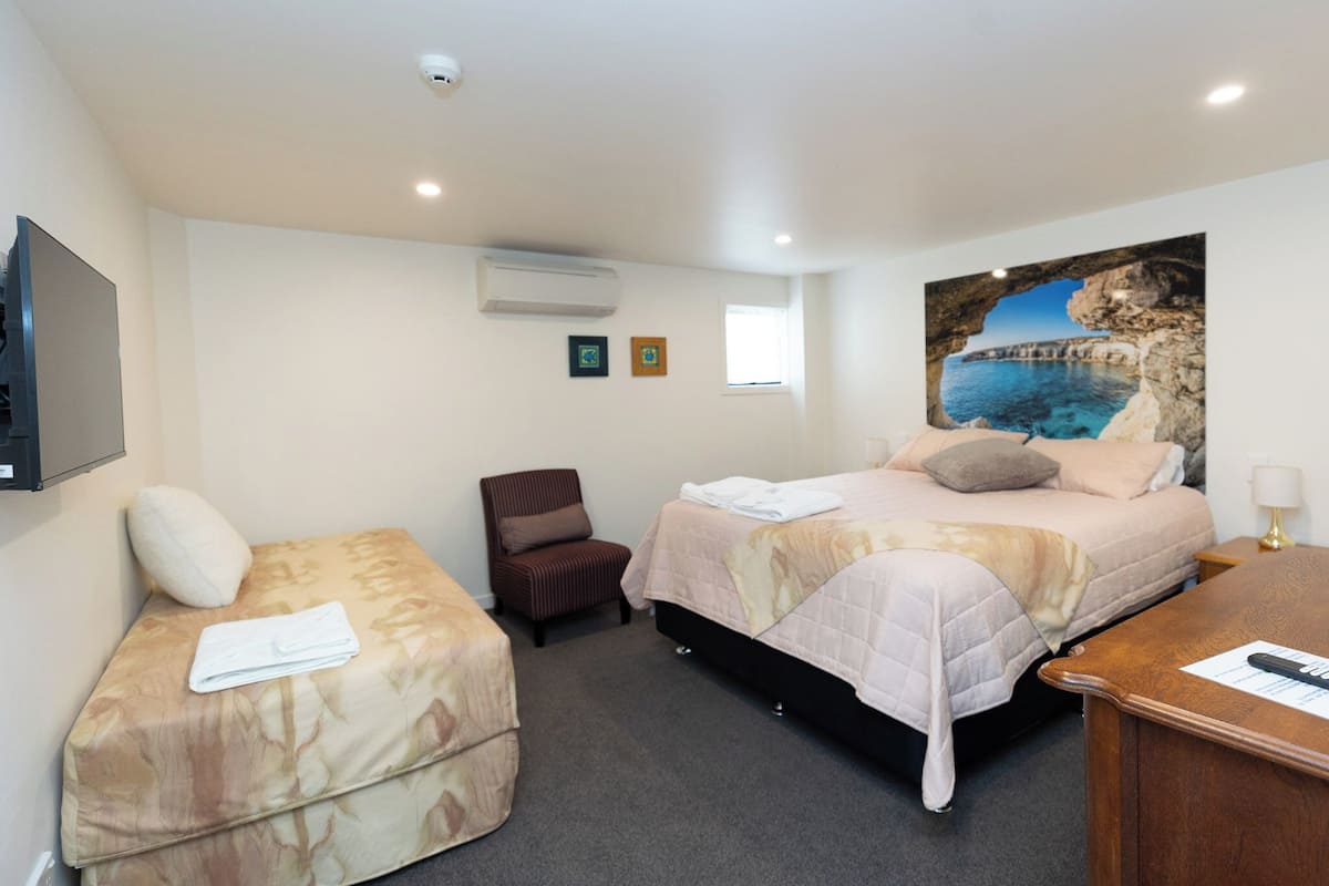 Family Room | 1 bilik tidur, peralatan tempat tidur premium, seterika/papan seterika