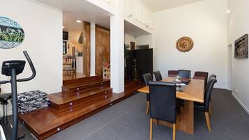 TV connectée de 32 pouces avec chaînes numériques