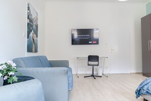 Economy-Dreibettzimmer | Schreibtisch, kostenloses WLAN