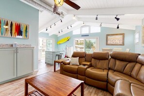 Télévision, chaîne hi-fi