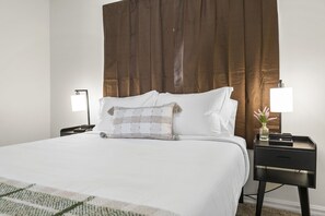 3 soverom, skrivebord, strykejern/-brett og wi-fi